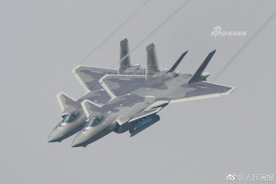 tiem kich J-20 cua Trung Quoc anh 1