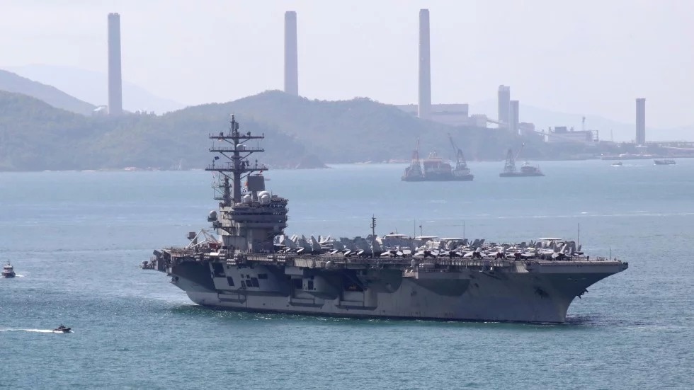 Tàu sân bay Mỹ thăm Hong Kong ảnh 1 Tau san bay My tham Hong Kong anh 1