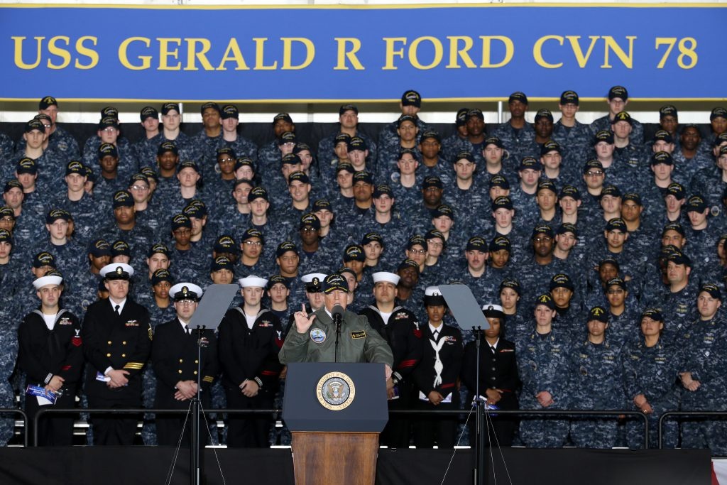 Trump chỉ trích hệ thống mới của tàu sân bay ảnh 2 Trump chi trich he thong moi cua tau san bay anh 2