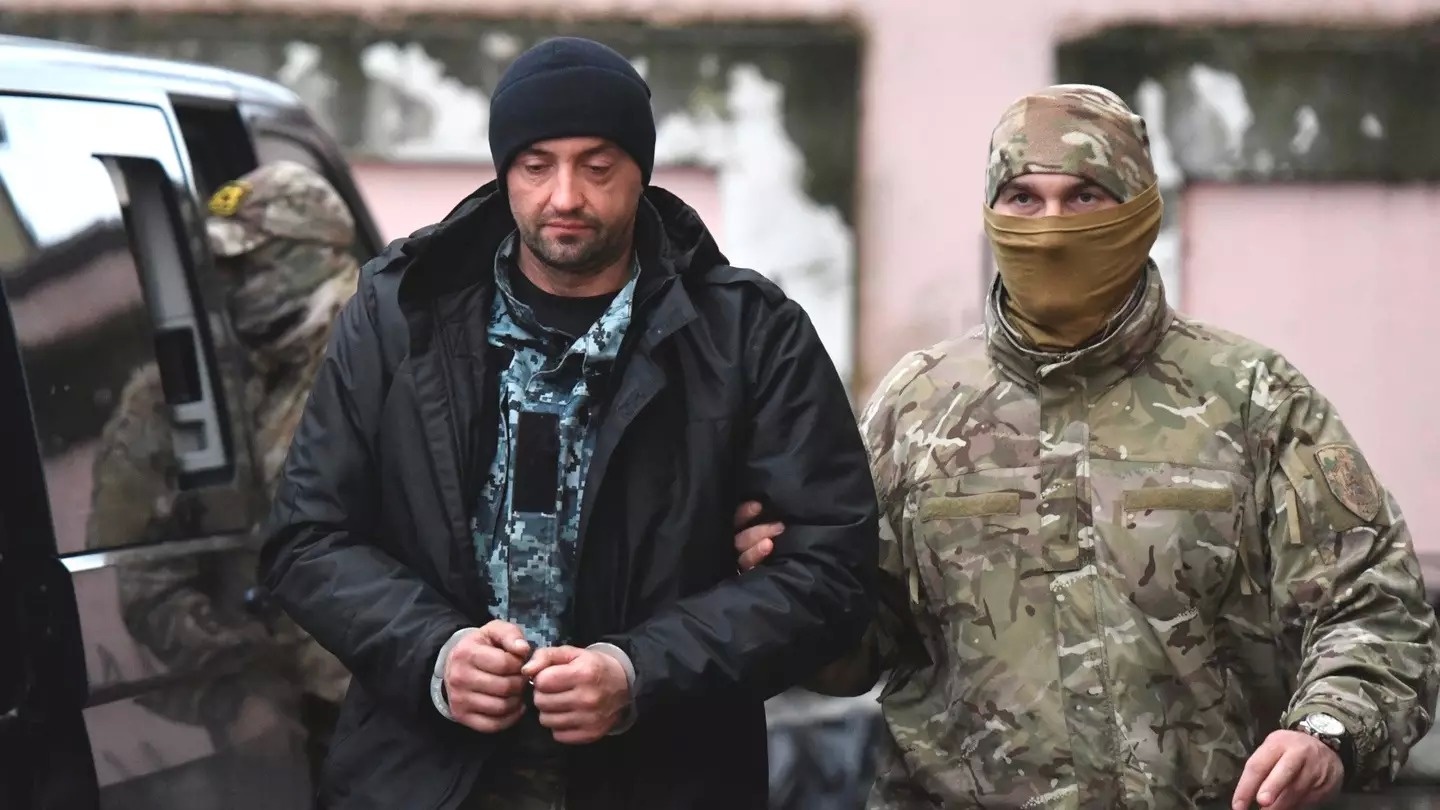 TT Putin tu choi tra tau va thuy thu Ukraine bi bat hinh anh