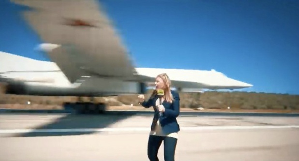 Phong vien lieu mang dung sat Tu-160 ha canh de hien dan hinh anh