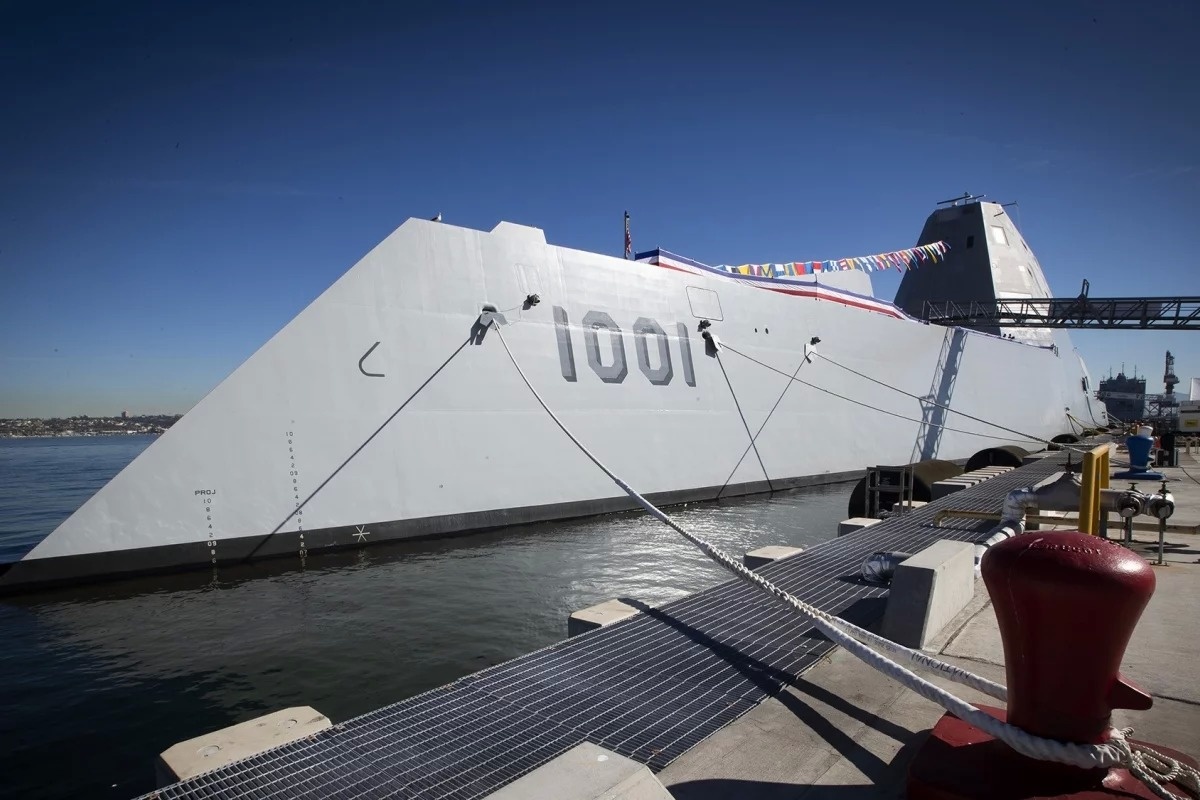 Sieu ham Zumwalt cua My anh 1