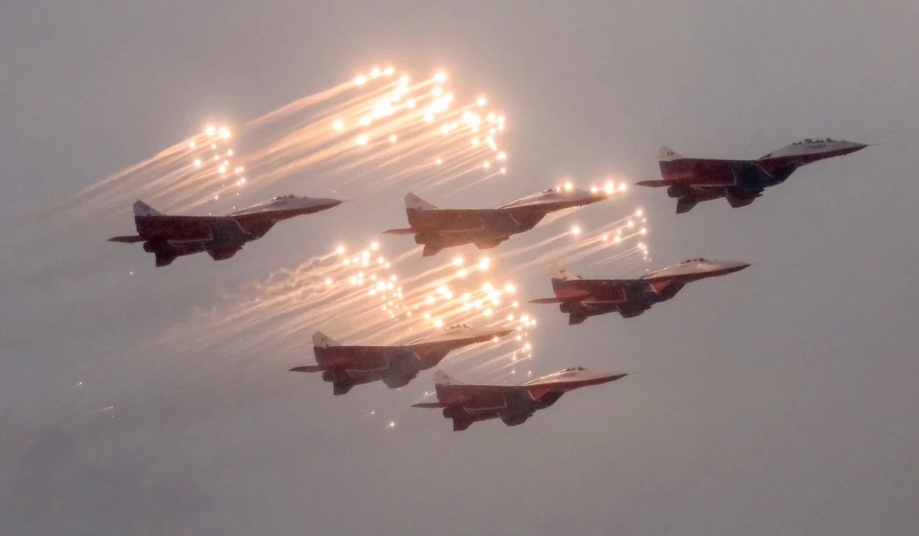 Quan doi Nga duyet binh anh 8