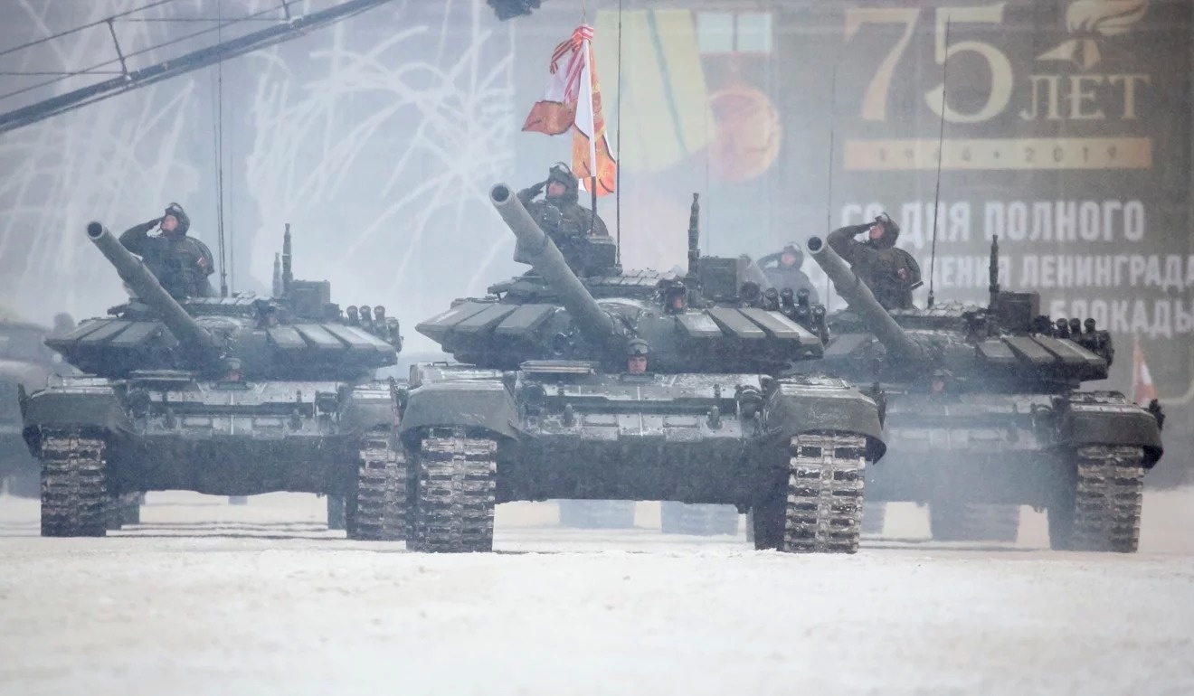 Nga dieu binh trong tuyet ky niem 75 nam chien thang Leningrad lich su hinh anh