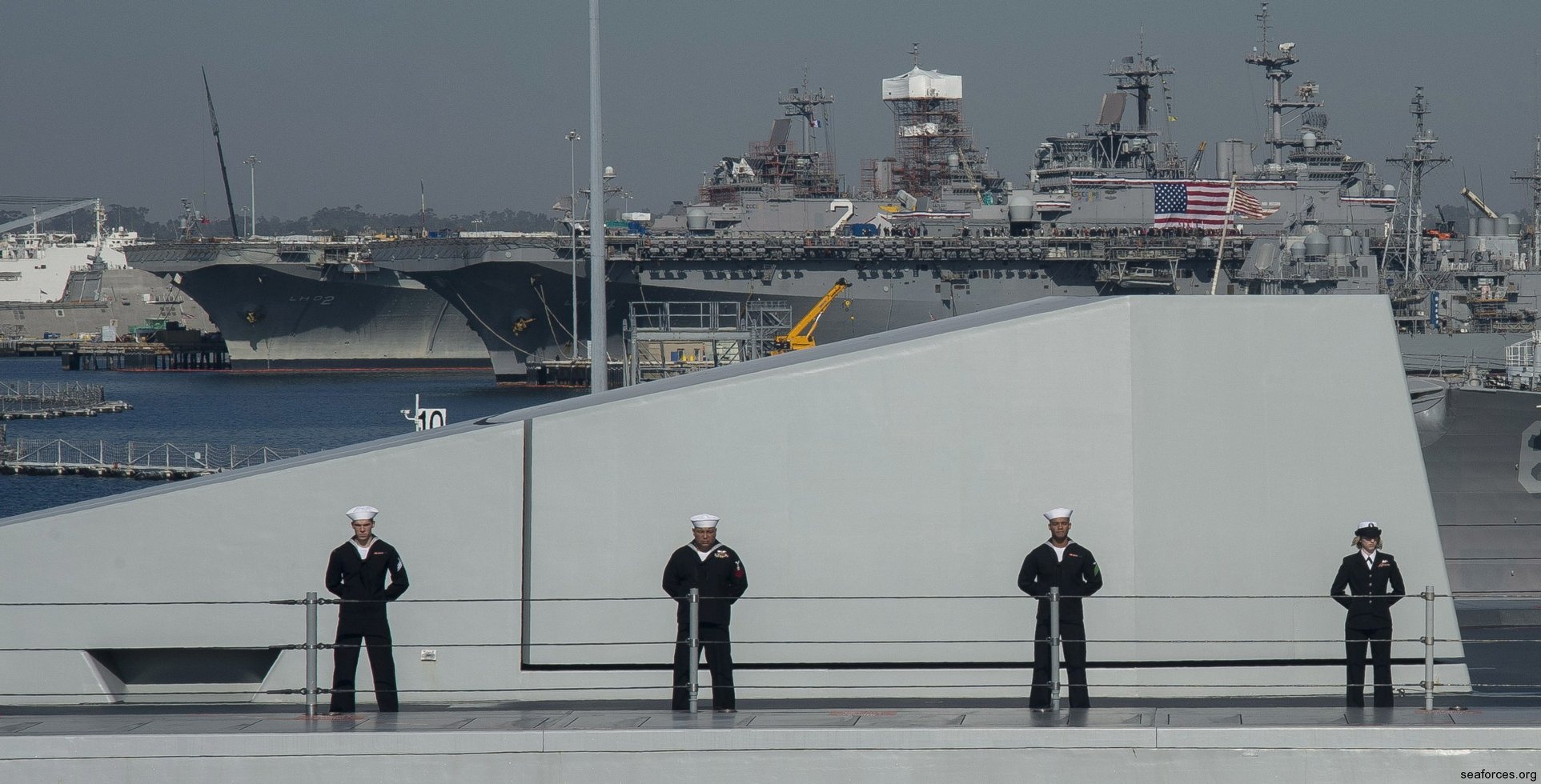 Siêu hạm tàng hình Zumwalt ảnh 10 Sieu ham tang hinh Zumwalt anh 10