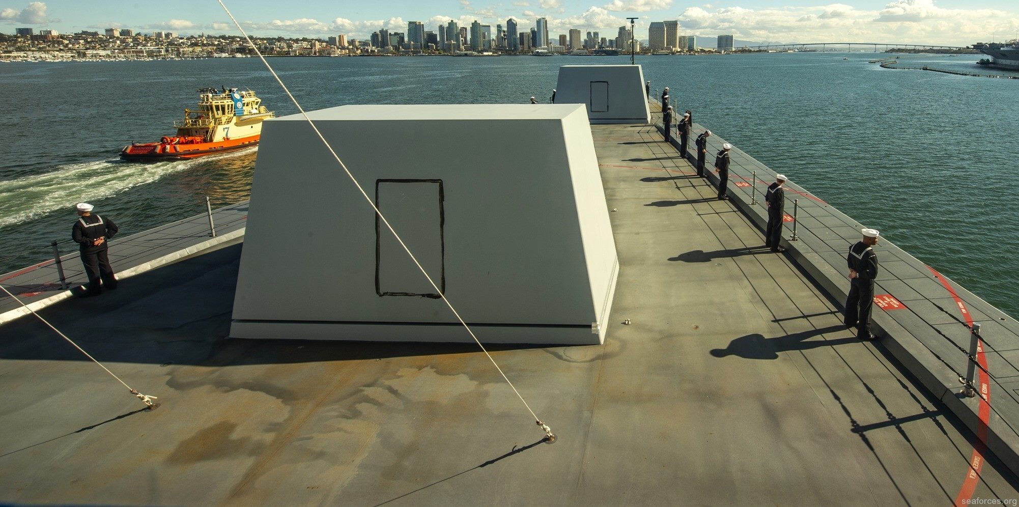 Siêu hạm tàng hình Zumwalt ảnh 11 Sieu ham tang hinh Zumwalt anh 11