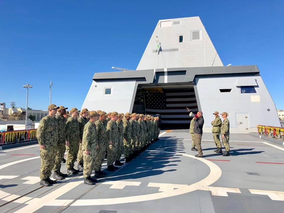 Siêu hạm tàng hình Zumwalt ảnh 1 Sieu ham tang hinh Zumwalt anh 1