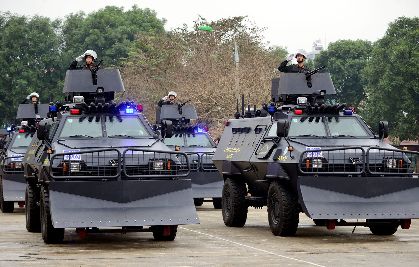 xe bọc thép thượng đỉnh Mỹ Triều ảnh 8 xe boc thep thuong dinh My Trieu anh 8