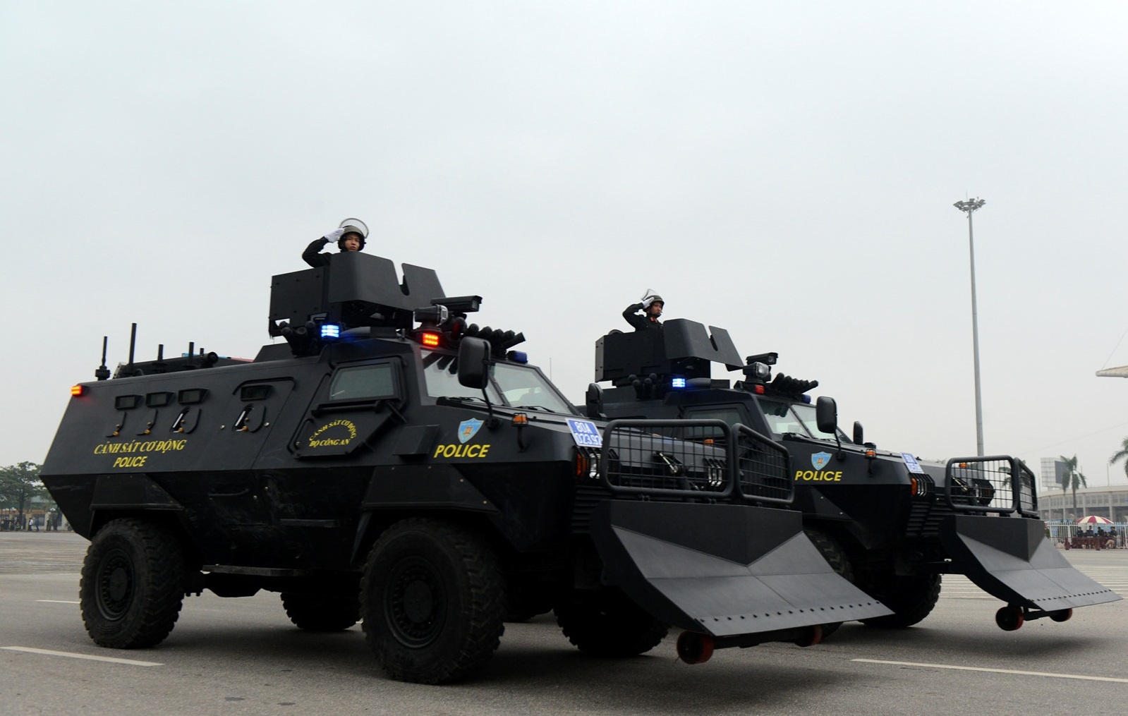 xe bọc thép thượng đỉnh Mỹ Triều ảnh 9 xe boc thep thuong dinh My Trieu anh 9