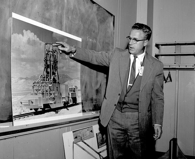 Động cơ hạt nhân ảnh 1 Dong co hat nhan anh 1