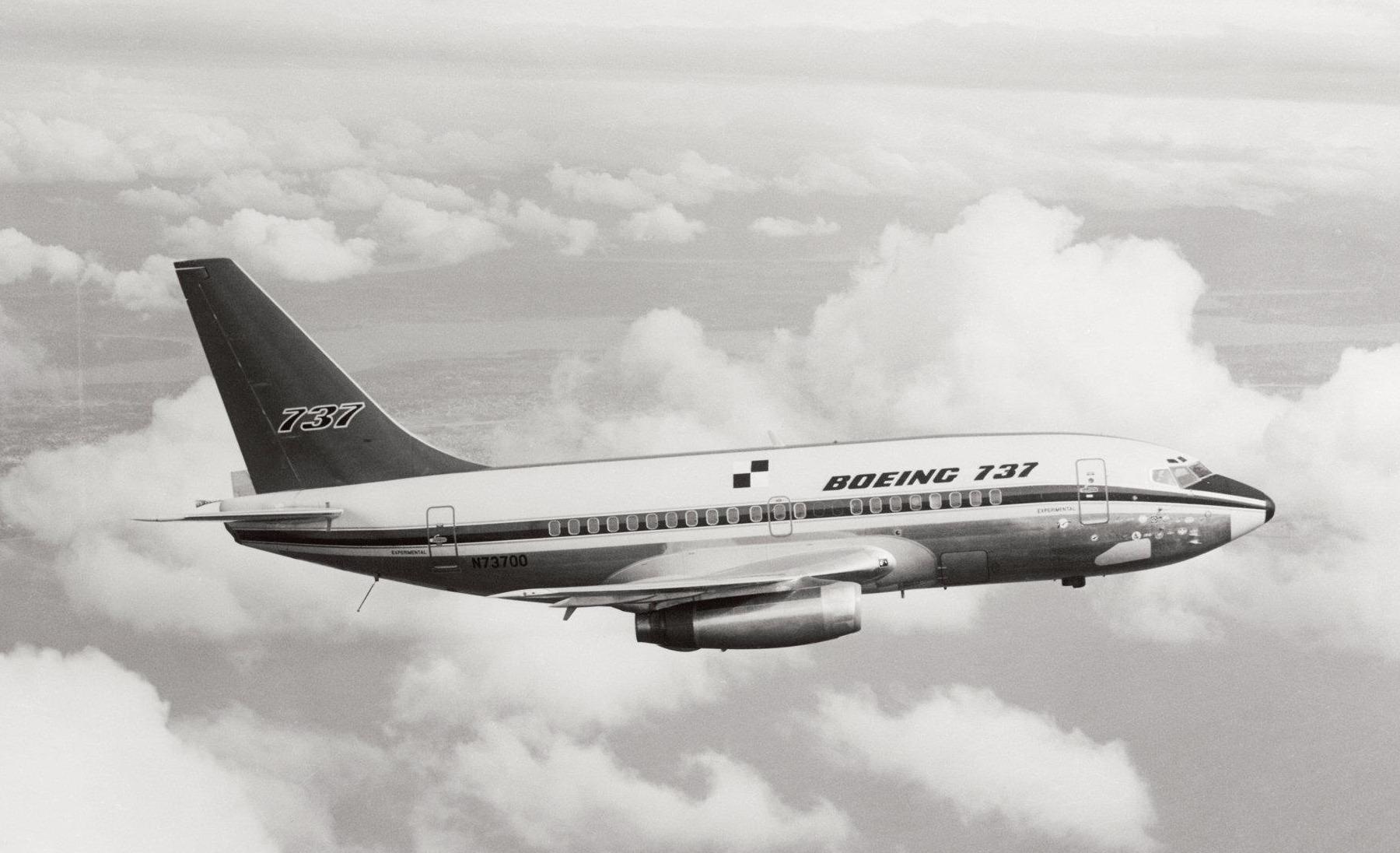 Boeing 737 MAX - may tinh nam 90 va thiet ke chap va tu thap nien 1960 hinh anh