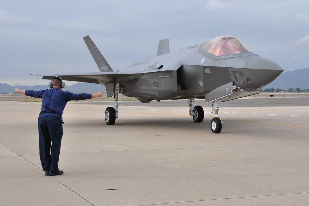 F-35 của Nhật Bản bị rơi ảnh 1 F-35 cua Nhat Ban bi roi anh 1