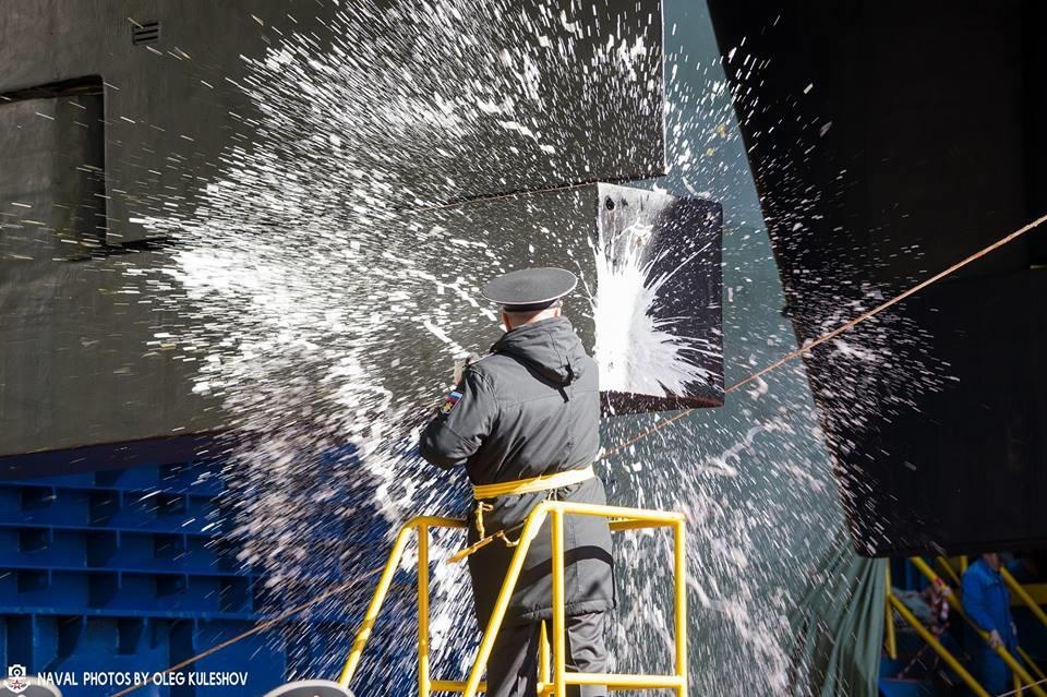 Tàu ngầm dài nhất thế giới ảnh 2 Tau ngam dai nhat the gioi anh 2