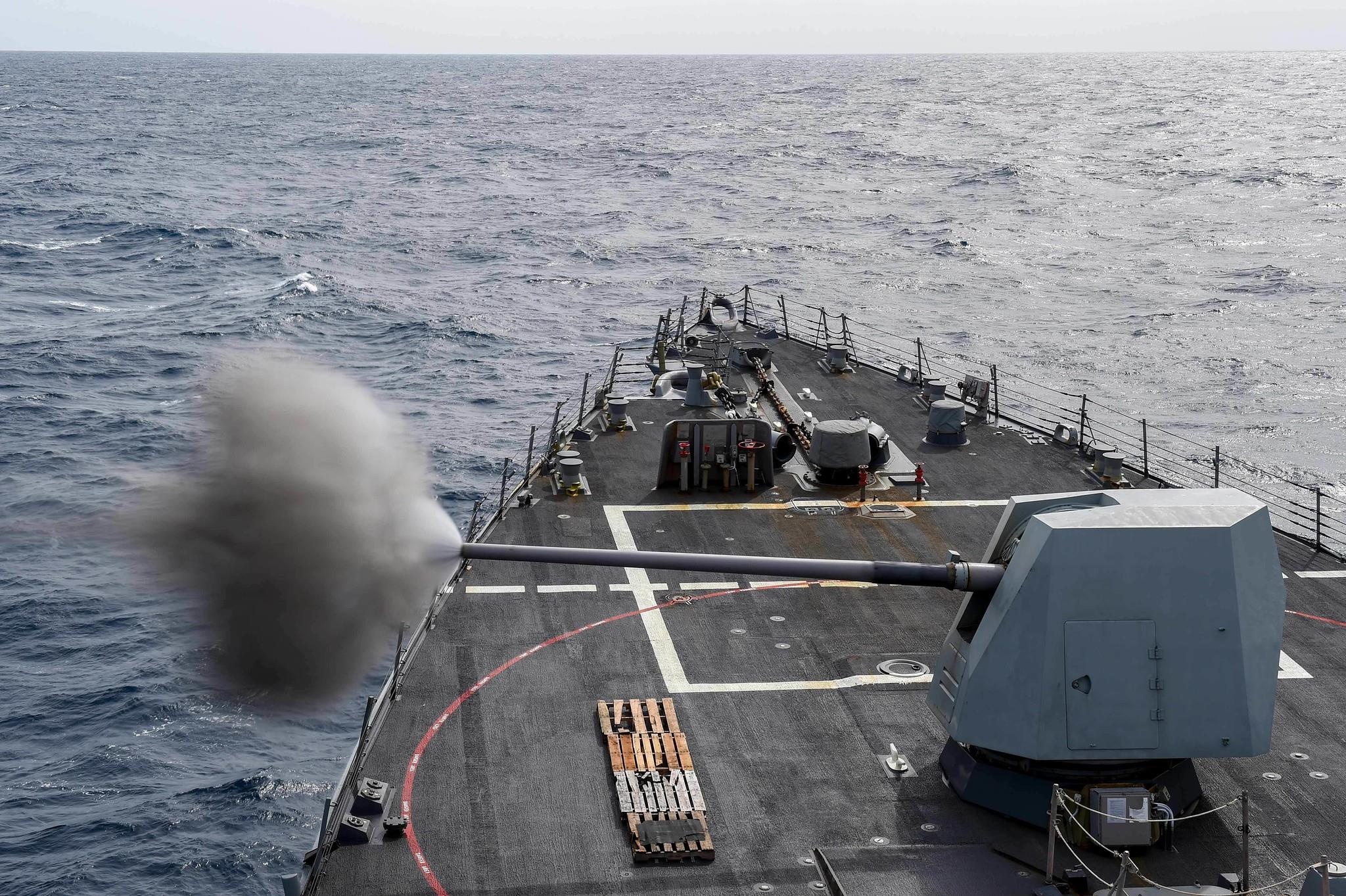 My trien khai tau chien doi pho Iran anh 10