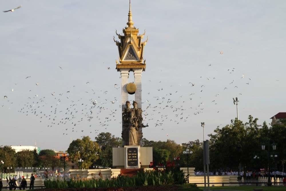 Quan tinh nguyen Viet Nam giup Campuchia anh 6