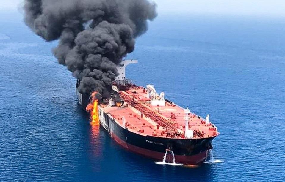 Min limpet 'nho nhung co vo' duoc dung de tan cong tau o vinh Oman? hinh anh