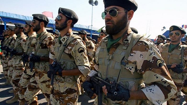 Ve binh Cach mang Iran anh 2