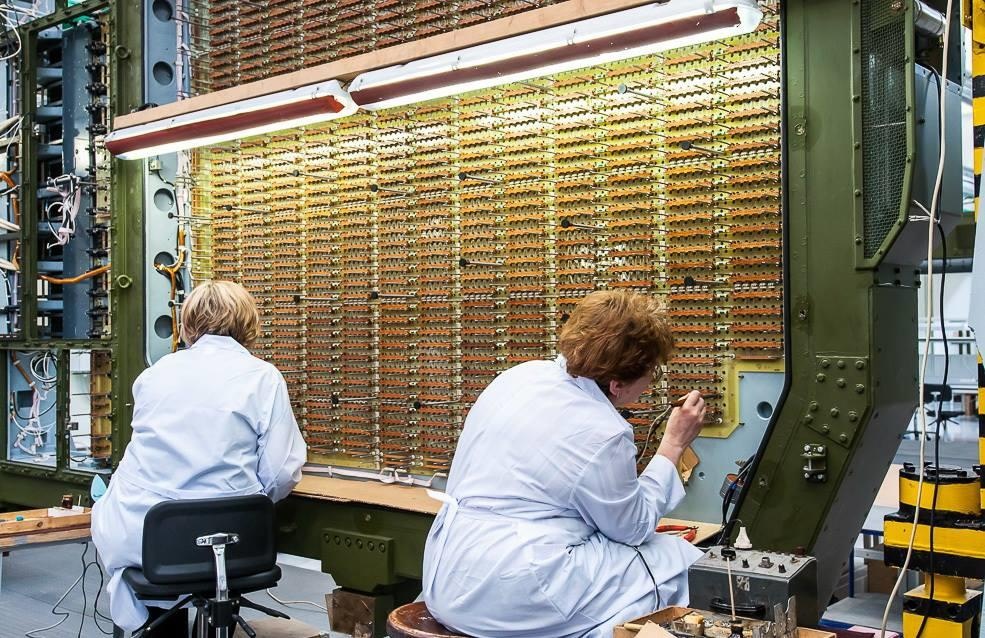 Hệ thống phòng không S-400 ảnh 2 He thong phong khong S-400 anh 2