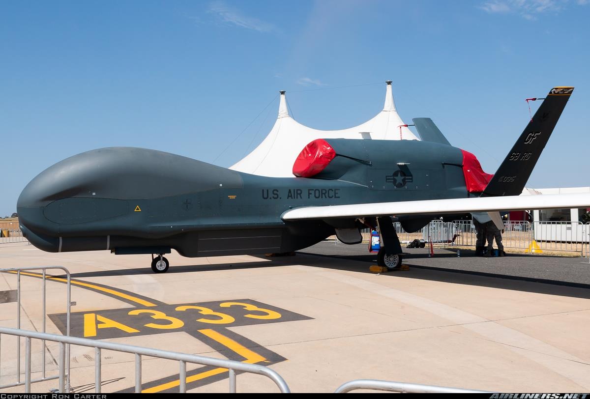 Iran ban ha may bay khong nguoi lai cua My anh 2