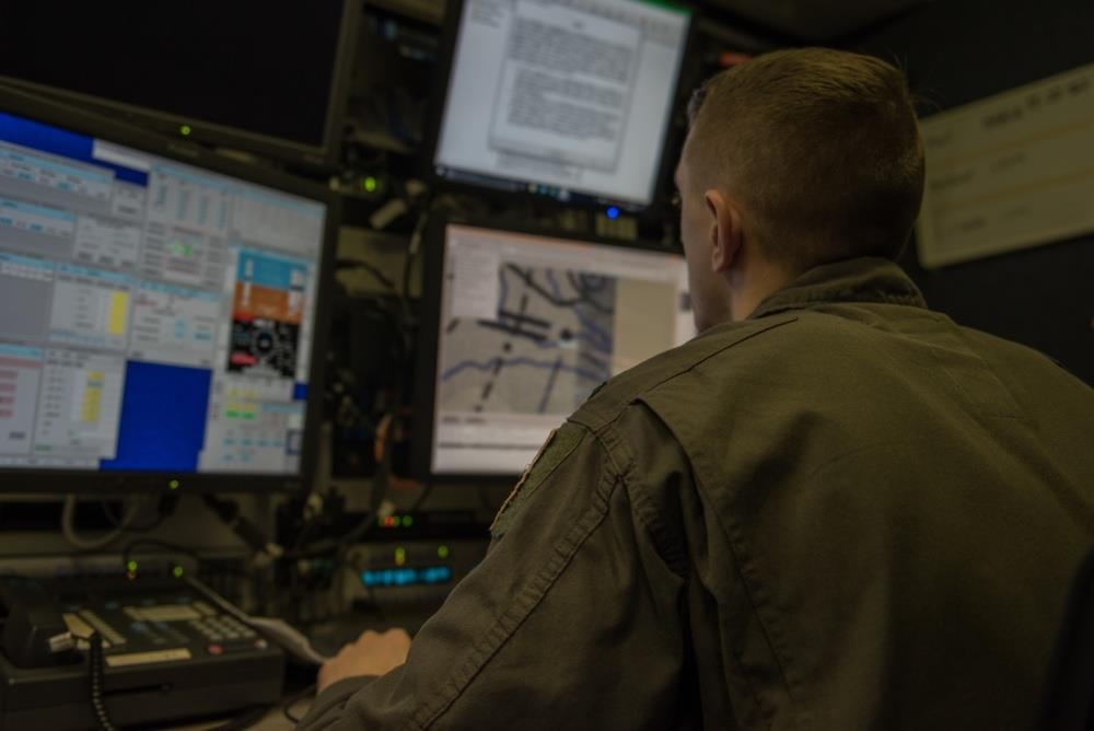 Iran bắn rơi máy bay Mỹ ảnh 5 Iran ban roi may bay My anh 5