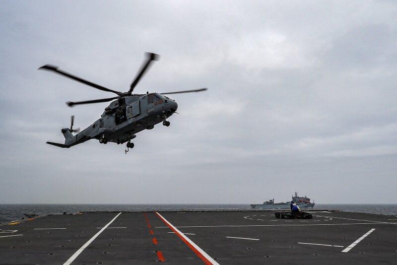 Hai quan Anh tap tran lon nhat anh 8