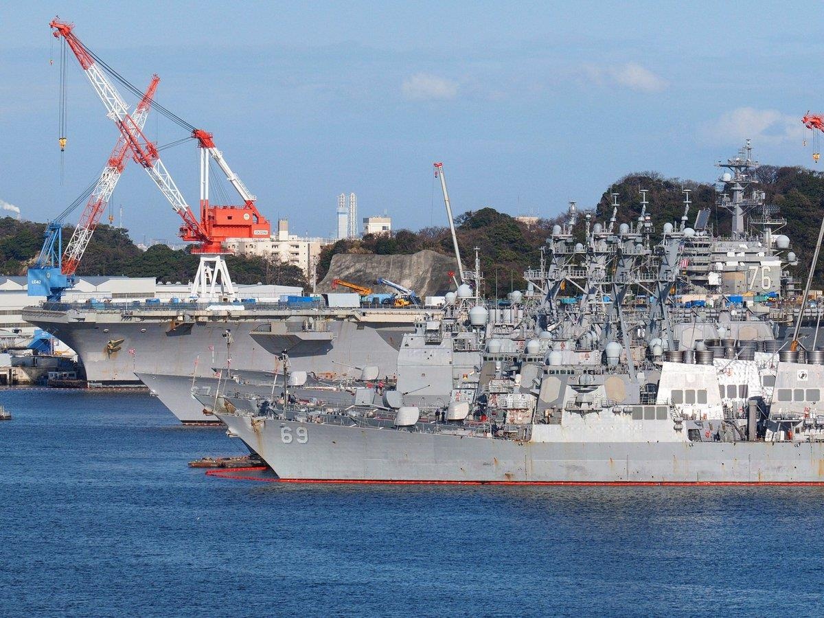 Tranh chap Bien Dong anh 1