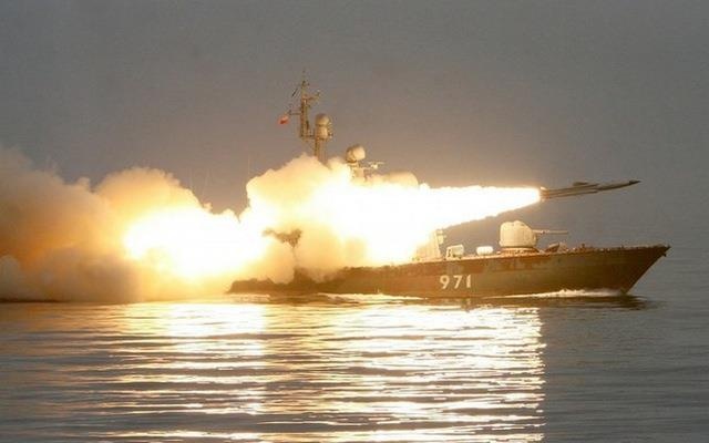 Nga phong ten lua chong ham nhanh nhat the gioi o Bien Nhat Ban hinh anh