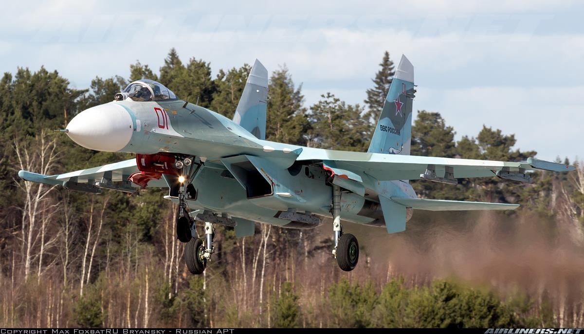 80 nam thanh lap tap doan Sukhoi anh 9