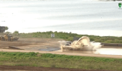 Cu but pha nhu dua F1 cua doi xe tang Viet Nam sau khi ket dan hinh anh