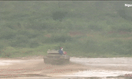 Xe tang Type-96 cua Trung Quoc suyt vang khoi duong dua tai Army Games hinh anh