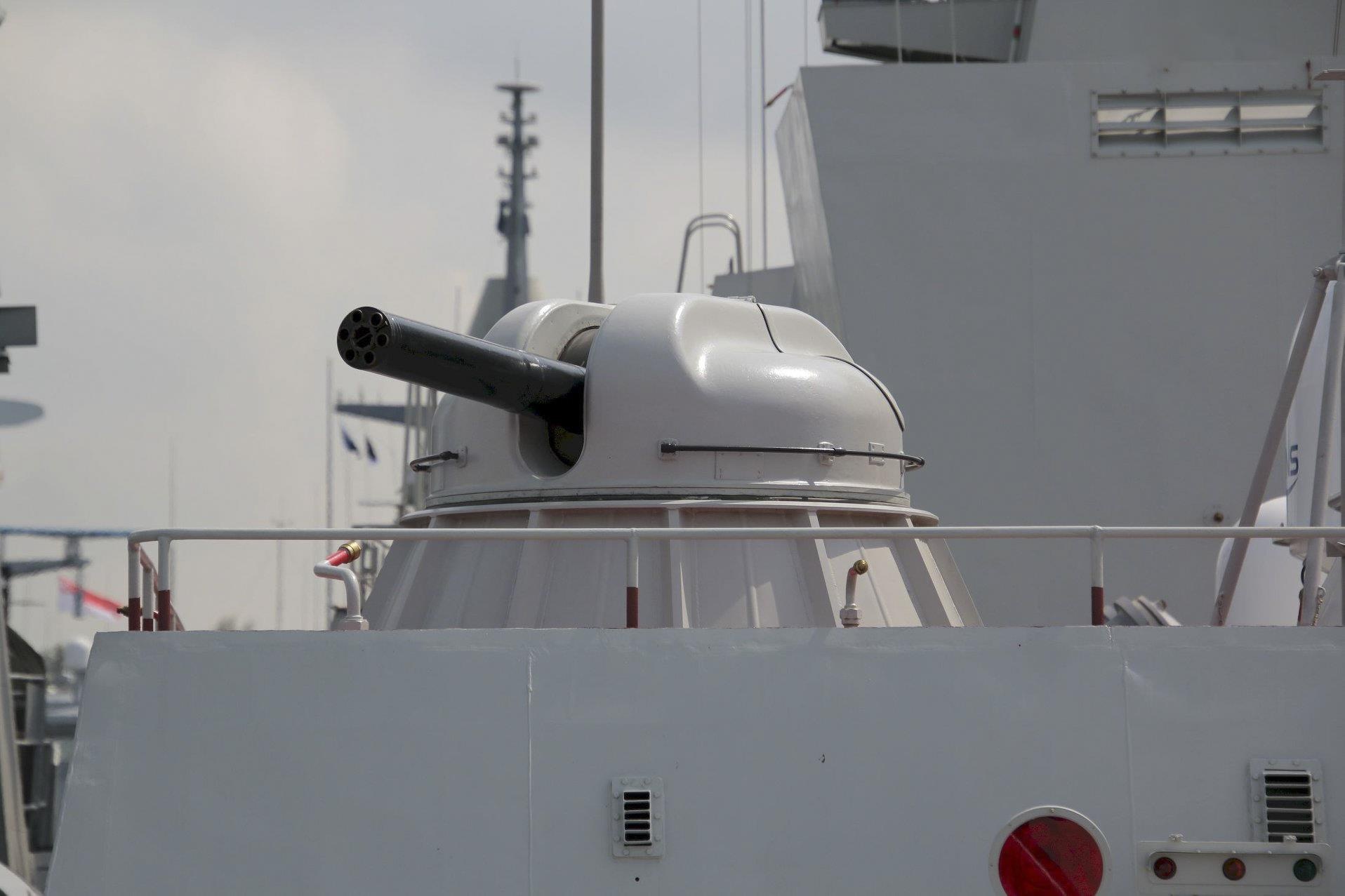 Tau ho ve ten lua Quang Trung anh 6