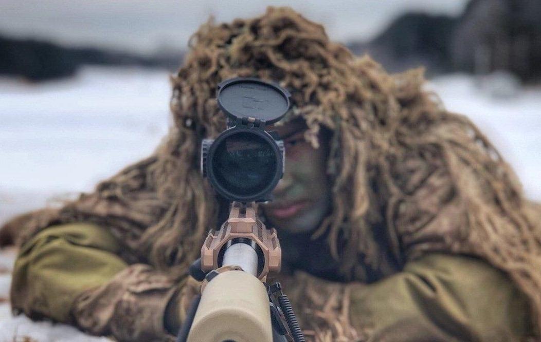 Linh ban tia My giai thich cach ha muc tieu o cu ly 2.300 m hinh anh