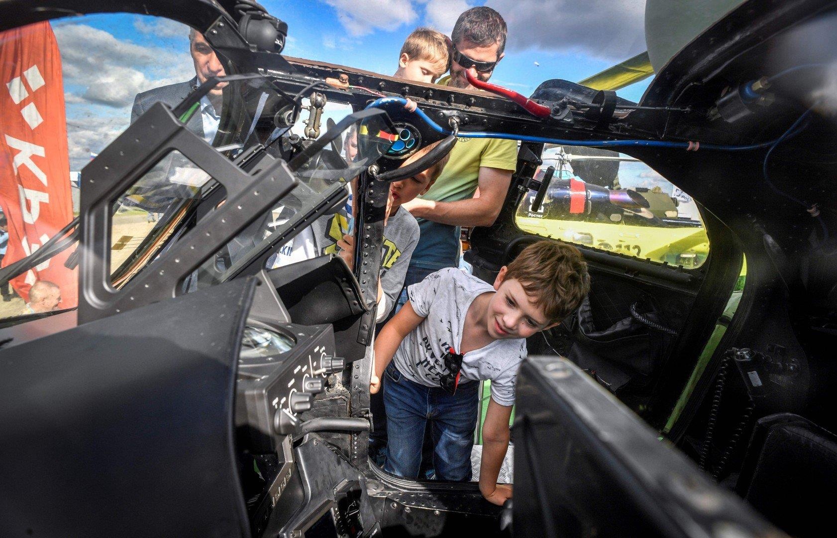 Trien lam MAKS 2019 anh 2