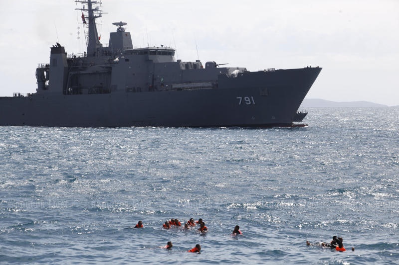 Thai Lan chi 200 trieu USD mua tau do bo cua Trung Quoc hinh anh