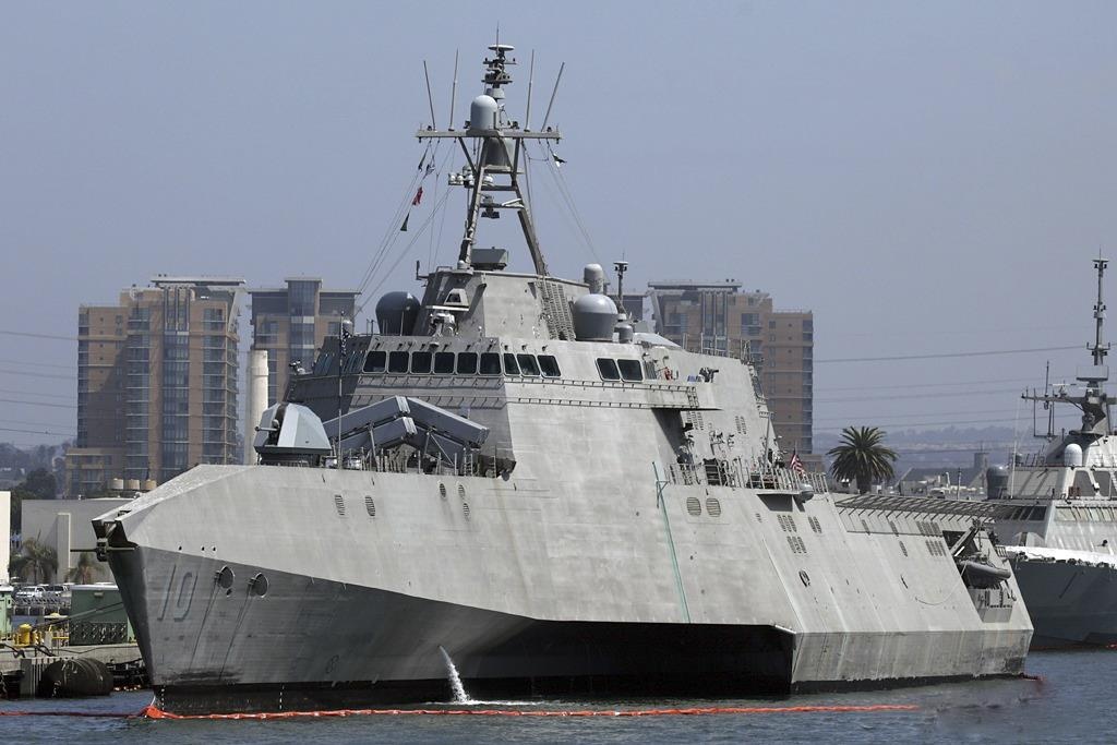 Trien khai ten lua NSM o Bien Dong, My gui thong diep cung ran den TQ hinh anh