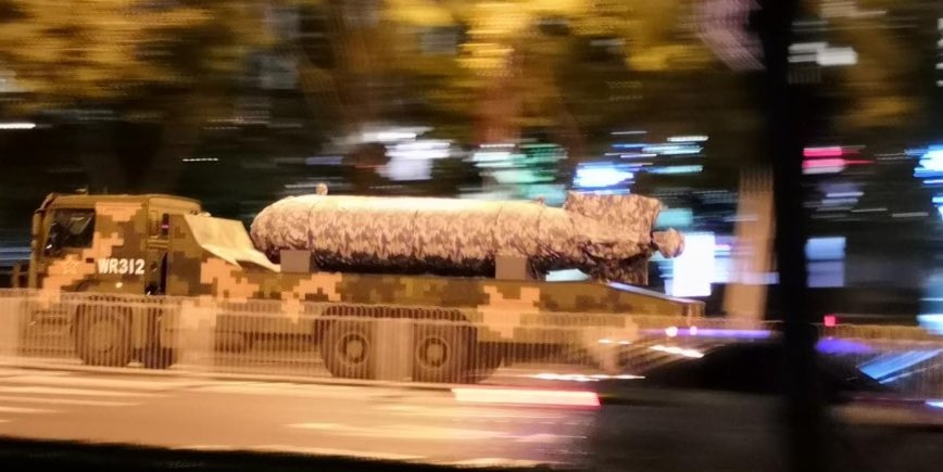 Trung Quốc khoe vũ khí mới tại diễu binh ảnh 6 Trung Quoc khoe vu khi moi tai dieu binh anh 6