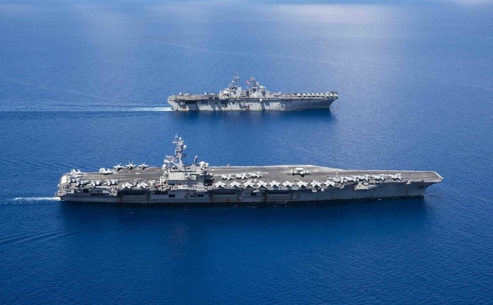 Nhom tac chien tau san bay My huan luyen tren Bien Dong hinh anh
