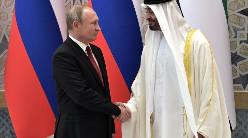 Tong thong Putin tren da thang lon o Trung Dong hinh anh