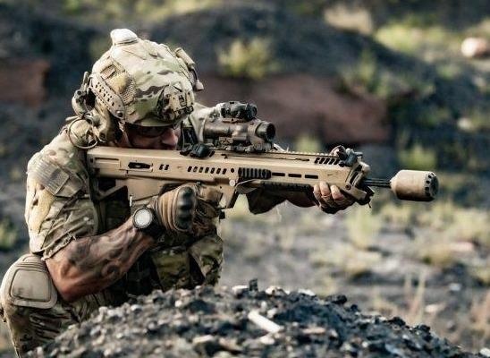 Lo dien mau sung truong tuong lai cua quan doi My hinh anh