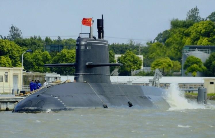 Trung Quoc tiet lo ben trong tau ngam Type-039A hinh anh