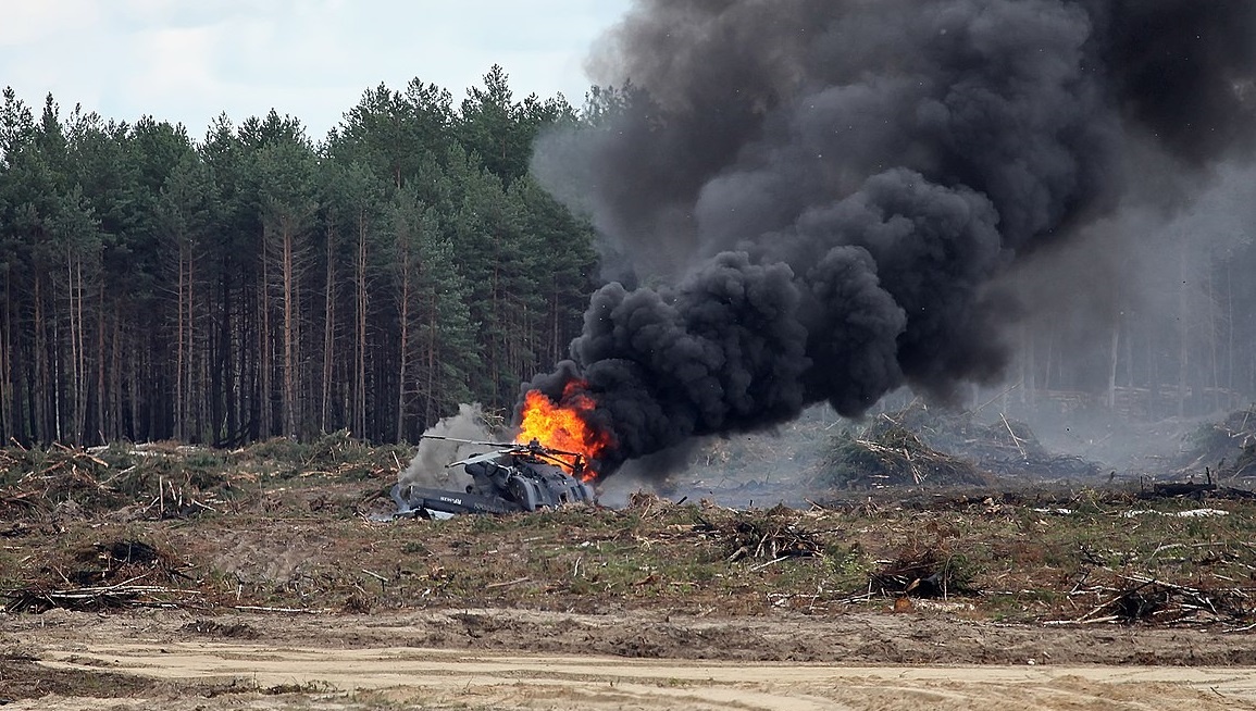 Truc thang 'Tho san dem' roi o Nga, 2 phi cong thiet mang hinh anh