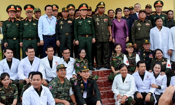 Hop tac quoc phong Viet Nam-Campuchia anh 5
