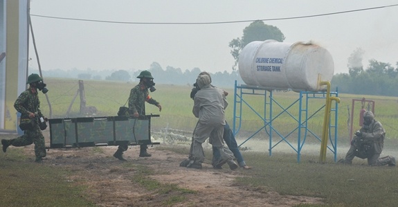 Hop tac quoc phong Viet Nam-Campuchia anh 8