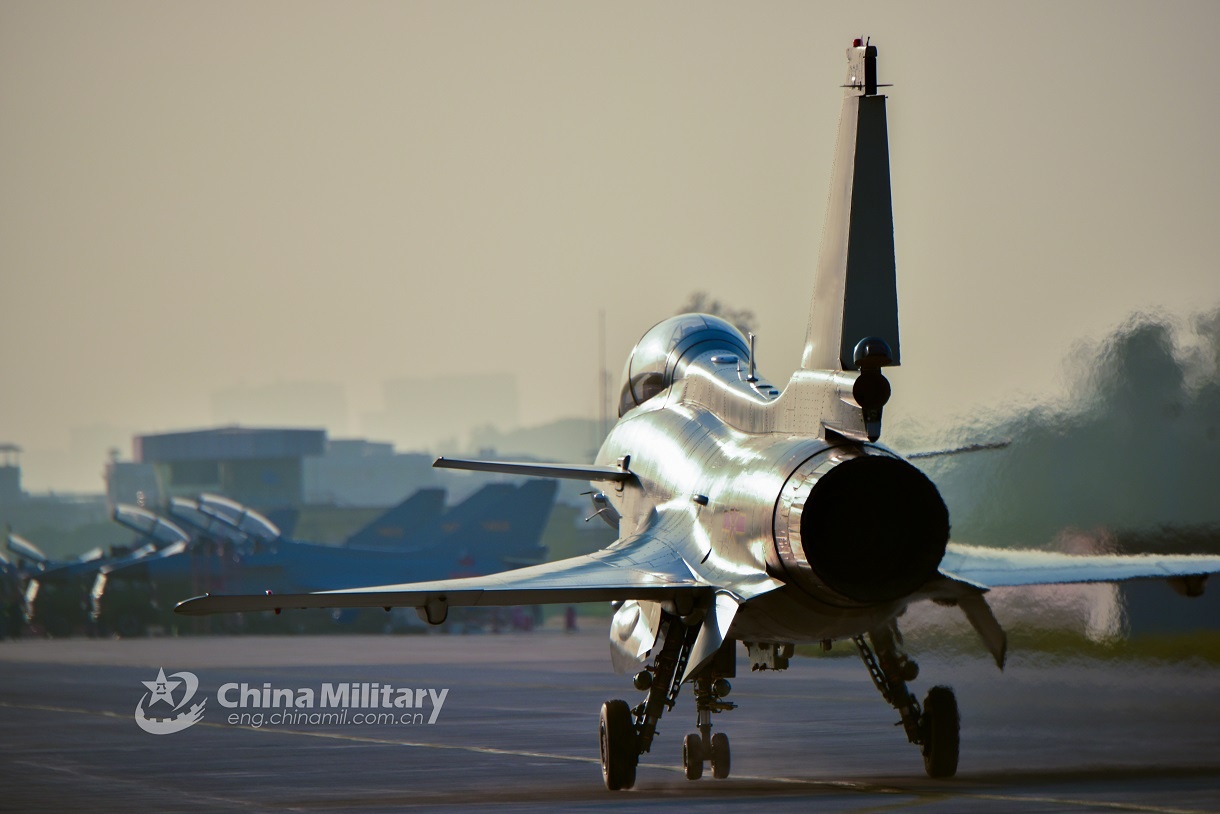 Hien dai hoa quan doi Trung Quoc anh 2