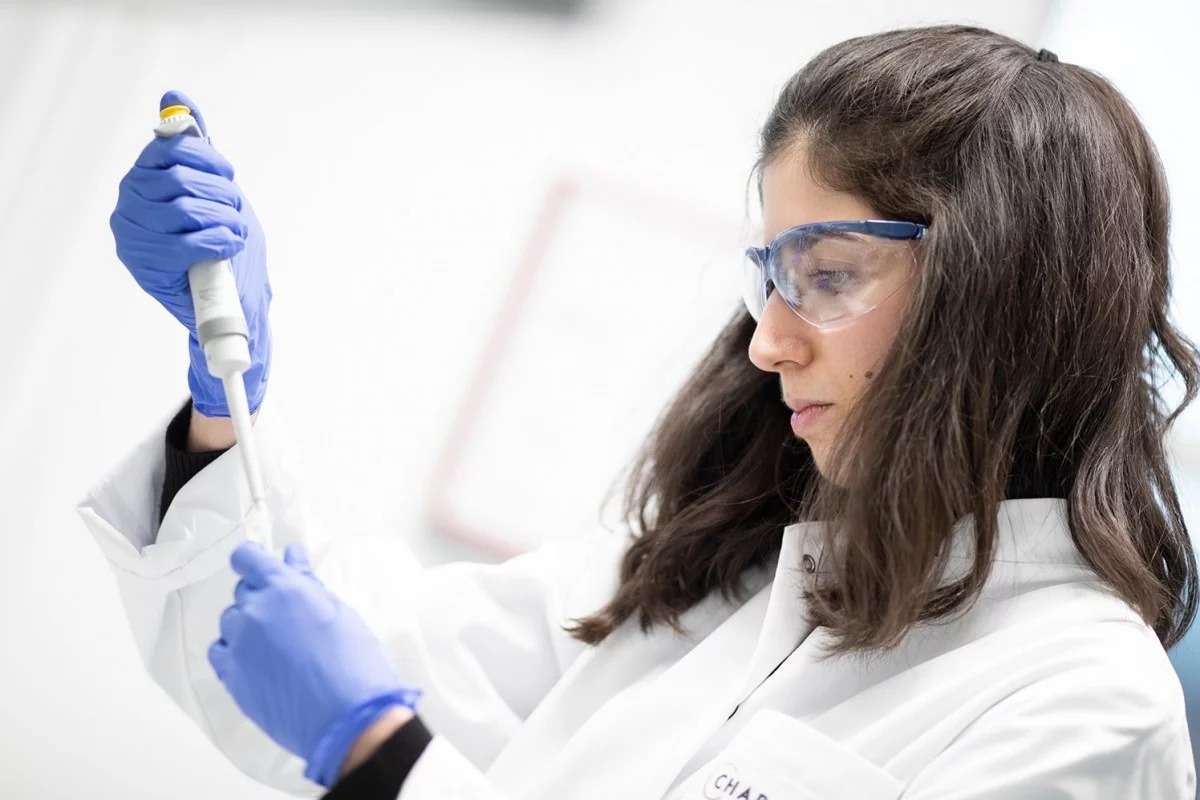 Nguoi My dau tien tri khoi virus corona nho thuoc Remdesivir hinh anh