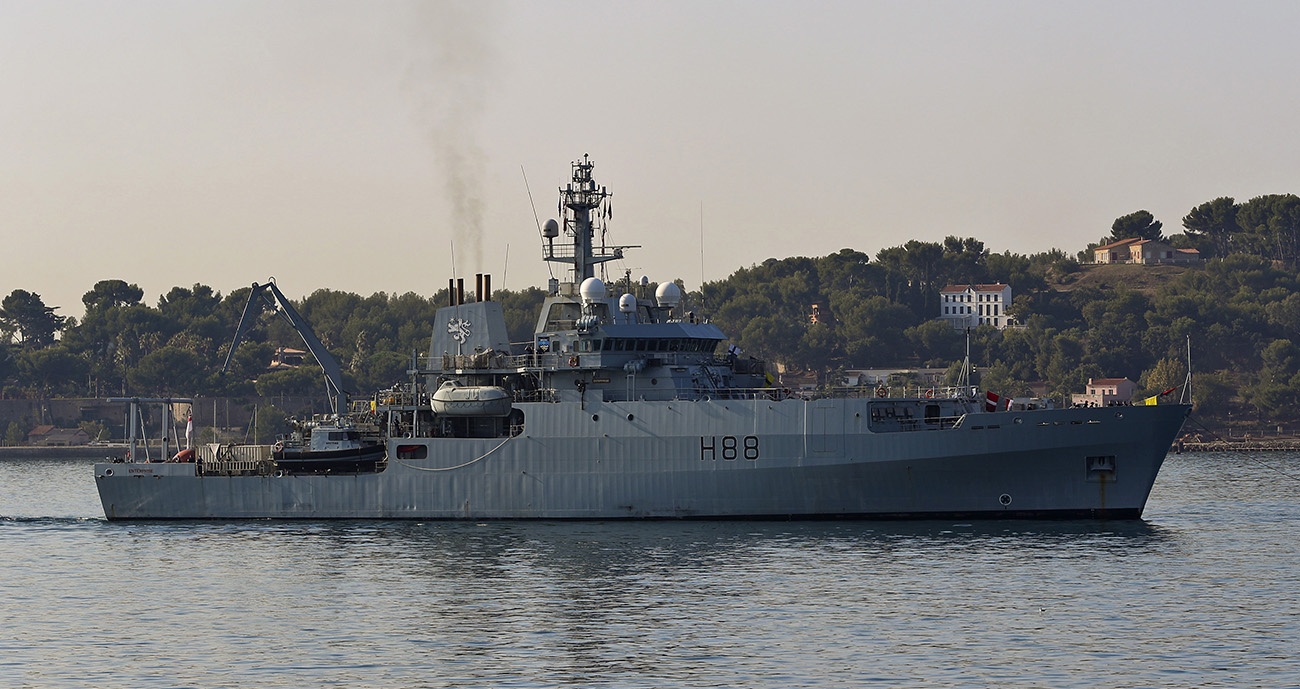 Tau quan su Anh tham Viet Nam anh 11