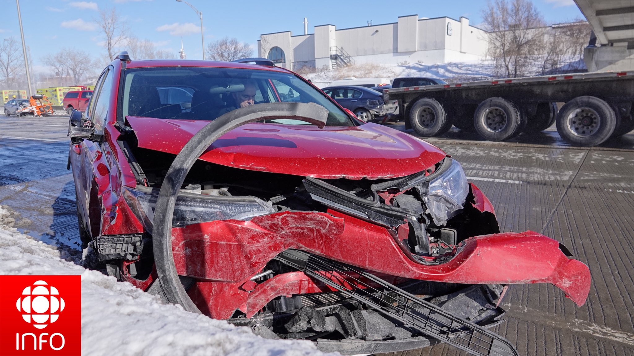 Tai nan lien hoan o Canada anh 4