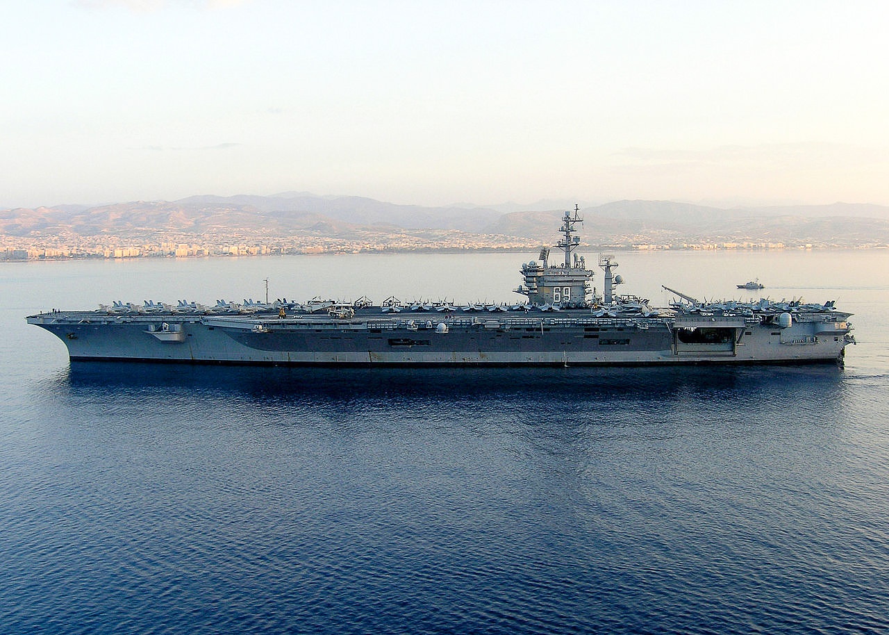 Suc manh tau san bay lop Nimitz anh 3