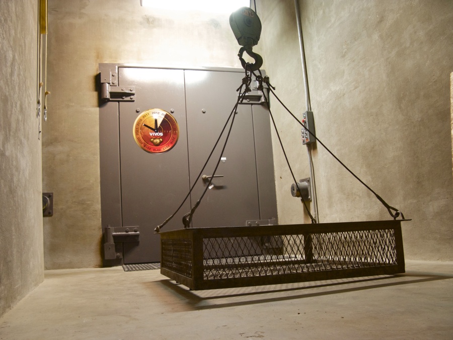 Ben trong ham tru an Covid-19 duoc gioi sieu giau san don hinh anh