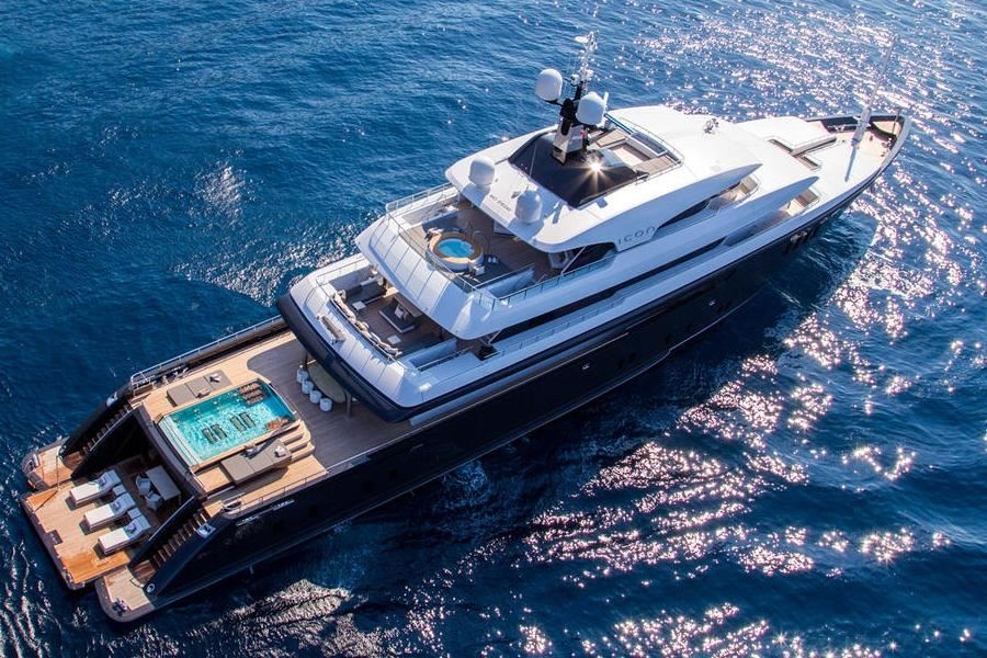 Gioi sieu giau thue du thuyen tron dich benh hinh anh